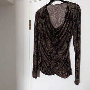 T Tahari Snake Skin Print Top